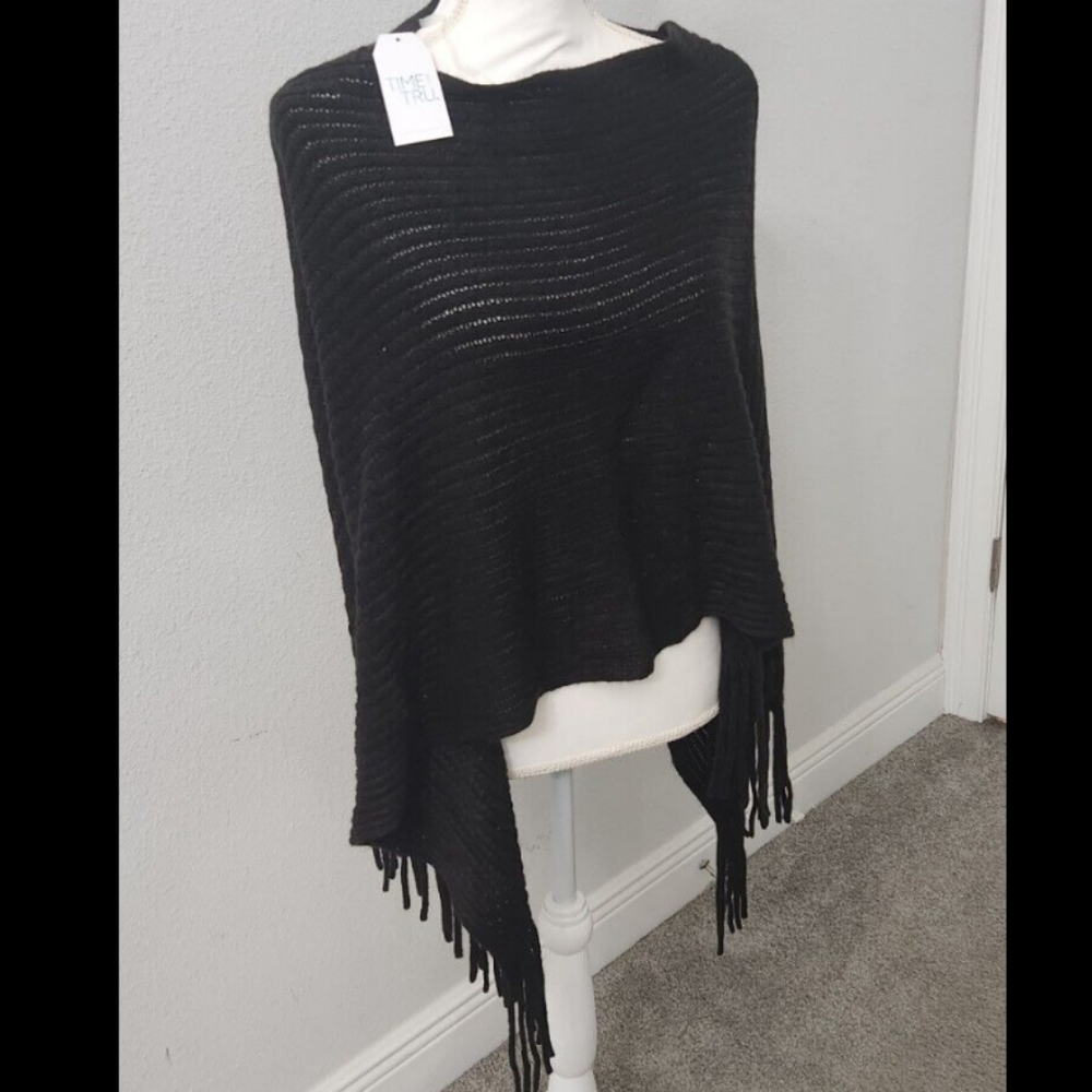 Black Knit Shawl With Fringe